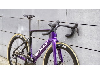 Ridley Noah FAST 3.0 Shimano Ultegra Di2 Amethyst Purple + Black