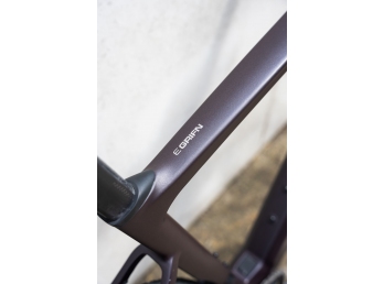 Ridley E-Grifn Shimano 105 Di2 Dark Plum Metallic + Autumn Grey Metallic