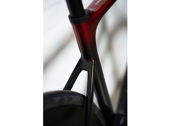 Ridley FALCN Shimano 105, UD Carbon + Candy Red Metallic + Silver