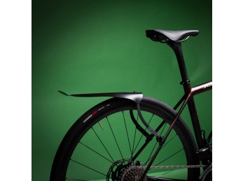 Blatník zadní AssSavers - Win Wing Road, černý STEALTH