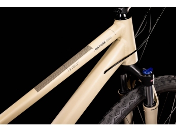 CUBE Nature PRO desert´n´black 46cm trapeze 2022