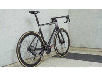 Ridley FALCN RS SRAM FORCE AXS kola DT SWISS ARC 1400 Replica L 60cm