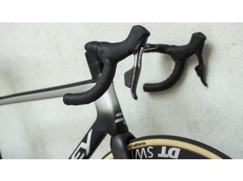 Ridley FALCN RS SRAM FORCE AXS kola DT SWISS ARC 1400 Replica L 60cm