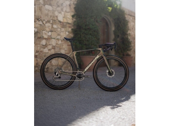 Bianchi Impulso RC SRAM RED XLPR 1X13 DISC Raudibotn camo / Sand Full Glossy