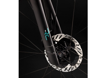 Bianchi Oltre RC Disc Carbon UD / Metallic Celeste full MATT Dura Ace + WATT 2025