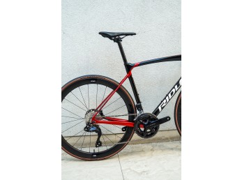 Ridley Fenix SLiC  Shimano 105 Di2/ FFWD Tyro vel. S 54cm 2023