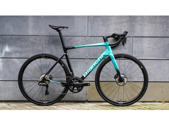 Bianchi Specialissima COMP 105 Di2-karbon kola Palladium 33 Metallic CK16 2026
