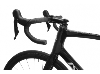 ISAAC Vitron Onyx Black   M