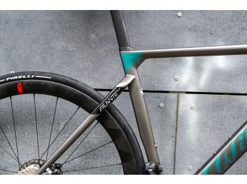 Wilier FILANTE Disc + ULTEGRA Di2 + SLR42 iride